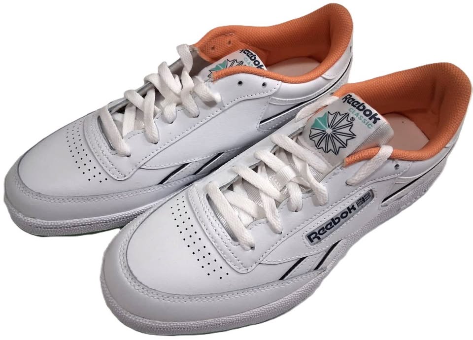 Reebok Classic – Tenis Lifestyle Unisex – Talla US 9.5 – Hecho en Vietnam