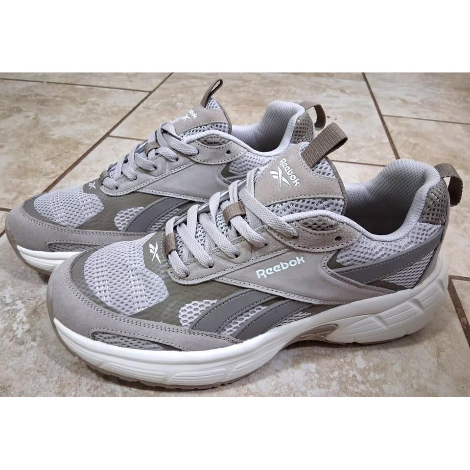Reebok – Tenis Hombre Nuevos Beige/Blanco – Talla US 11