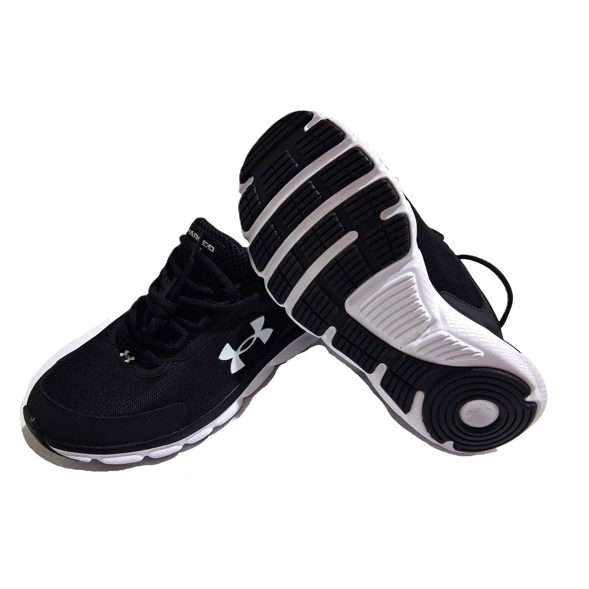 Under Armour Charged Assert 10 – Tenis Running Hombre Triple Negro/Blanco – Talla US 9