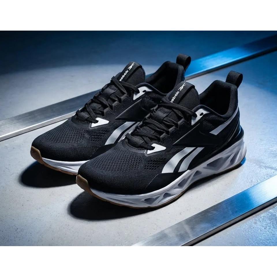 Reebok Zig Dynamica 4 – Tenis Deportivo Hombre Negro/Blanco/Suela Gum – Tallas US 10 y 10.5