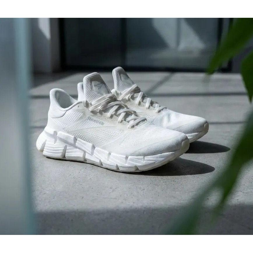 Reebok Zig Kinetica 3 – Tenis Deportivo Triple Blanco/Crema – Talla US 10