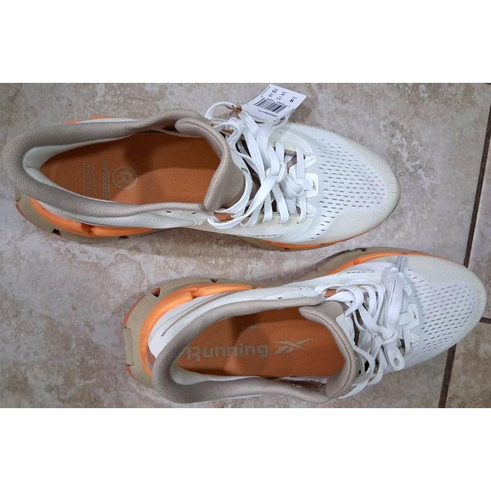 Reebok FloatZig Adventure 1 Running Course – Tenis Mujer Blanco/Beige/Naranja – Talla US 9