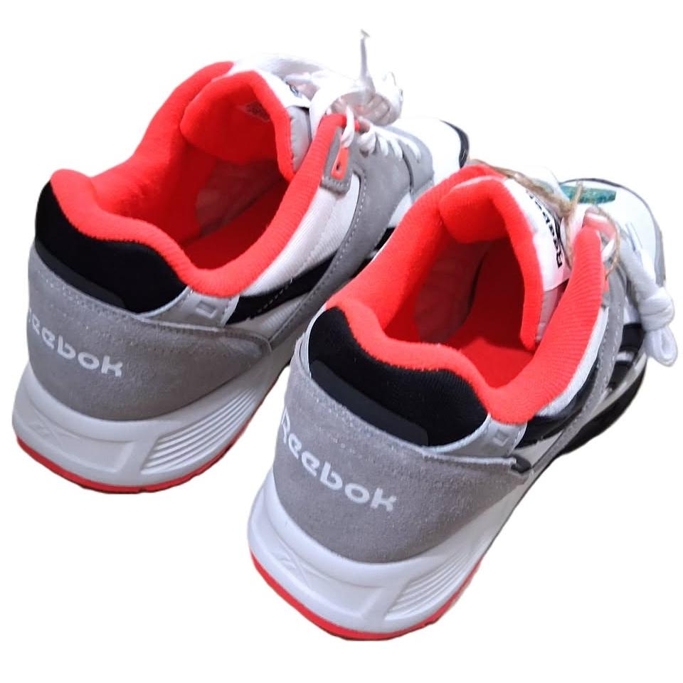 Reebok Bolton Essential – Tenis Retro Hombre Blanco/Gris/Rojo Coral – Talla US 12